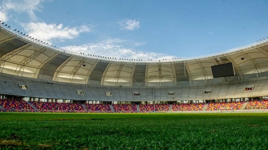 El Estadio Único ya luce sus tribunas sin butacas a la espera de Argentina vs Curazao