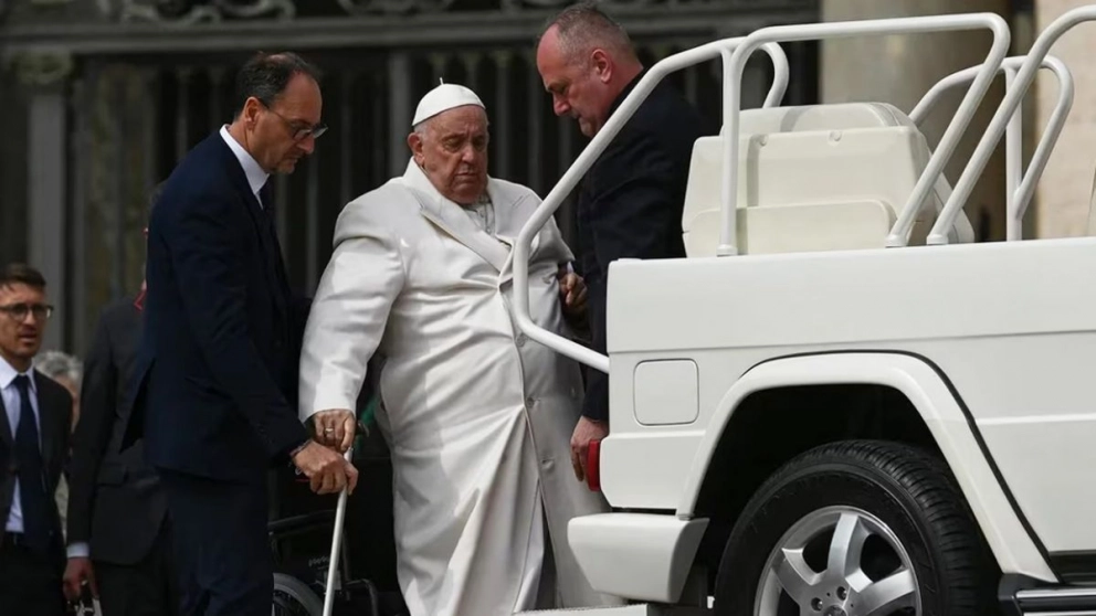 El papa Francisco pasó la noche internado y esto se sabe acerca de su estado de salud