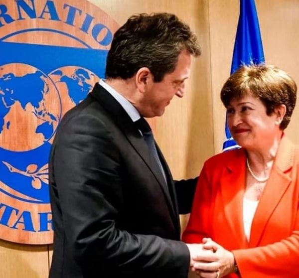 El FMI desembolsará US$ 5.200 millones en marzo y cambiarían las metas de reservas para 2023