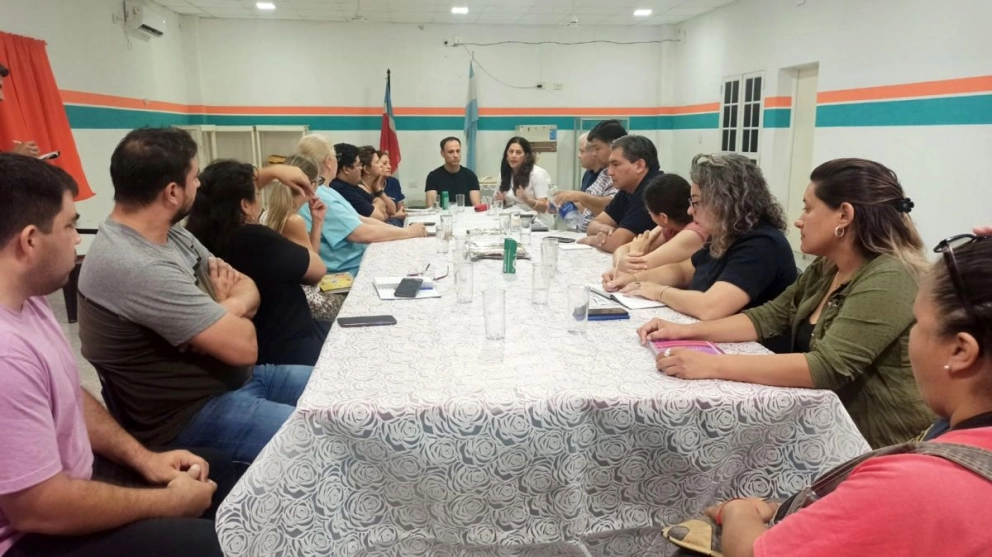 Fernández: se realizó una reunión para la prevención de la propagación del dengue