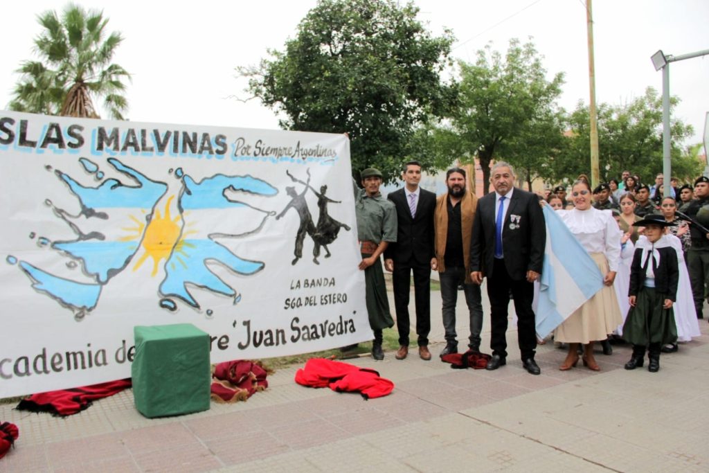 La Banda conmemoró el 41° aniversario de la Guerra de Malvinas con un emotivo acto protocolar