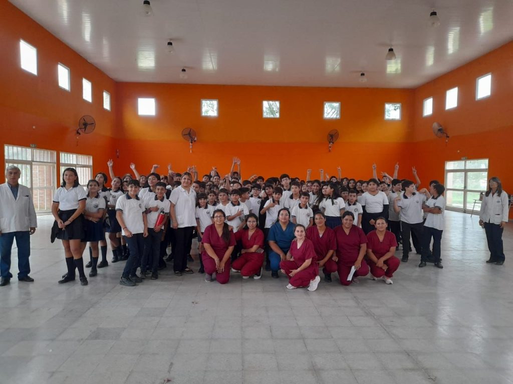 Salud brindó un taller sobre Dengue en la Escuela «Dra. Cecilia Grierson»