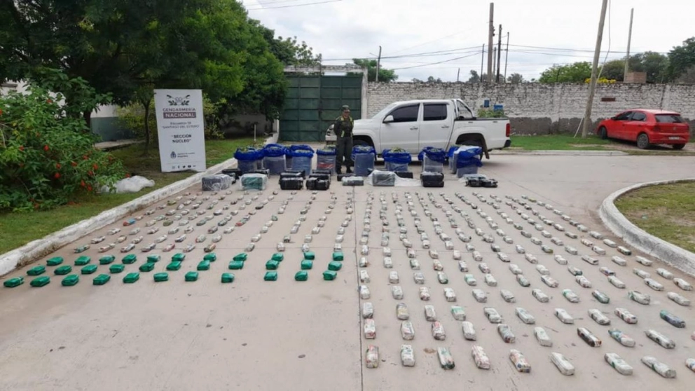 Secuestran casi 700 kilos de hojas de coca: Hay dos detenidos