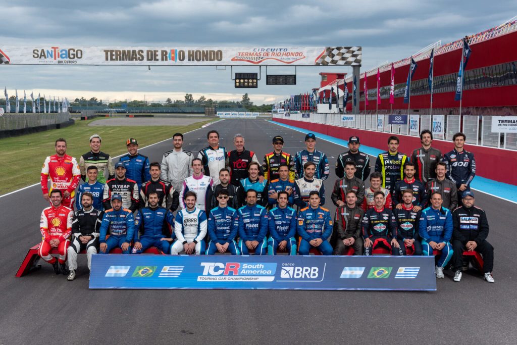 Más de 40 pilotos participaron del TCR South America