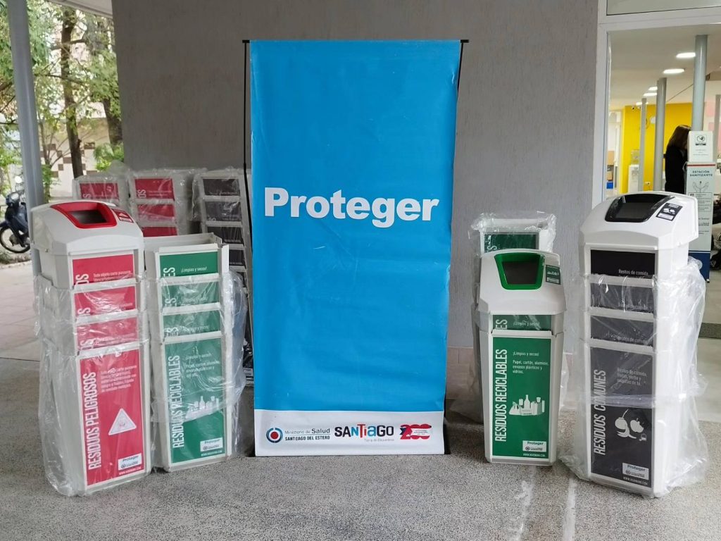 Programa Proteger: equiparon con tachos de residuos al Hospital Independencia
