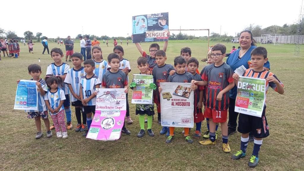 Personal del CAMM N°5 realizó tareas de sensibilización sobre el Dengue durante un torneo de fútbol infantil