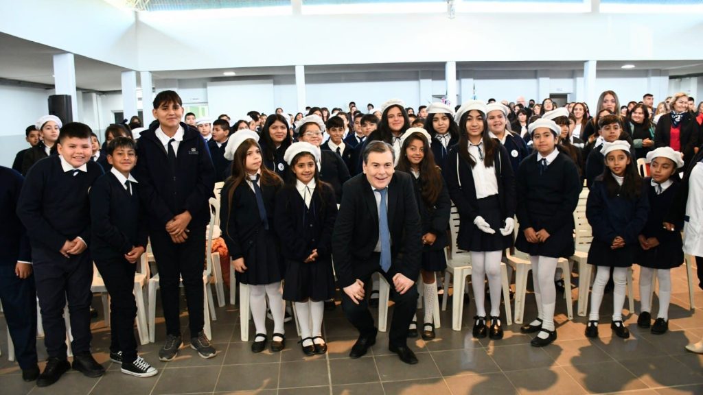 Zamora habilitó la obra de ampliación y renovación de la Escuela Julio A. Roca en Añatuya