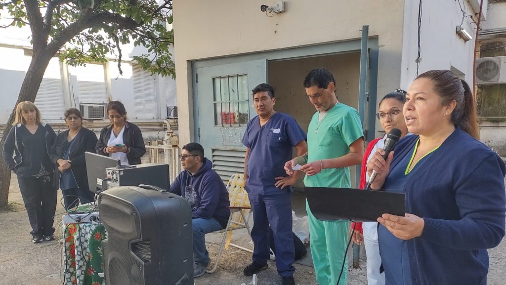 El equipo de enfermería del Hospital Regional tuvo su merecido homenaje