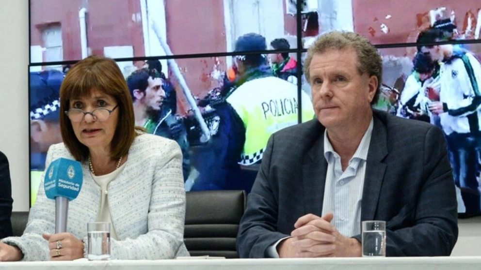 Declaró la secretaria de Milman y confesó que la llevaron a oficina de Bullrich para borrar «todo» en su teléfono