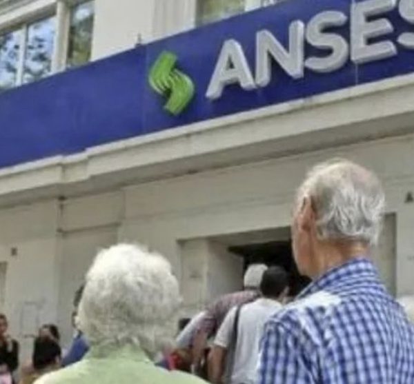 Anses oficializó el aumento del 20,92% en los haberes de jubilados y pensionados