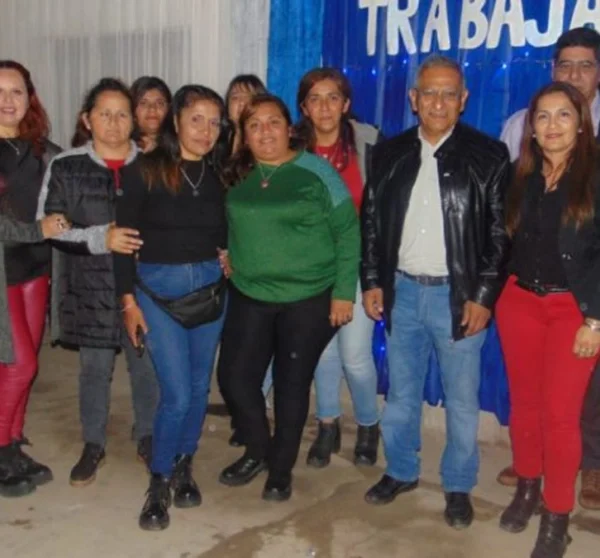El intendente González anunció la adhesión del municipio de Loreto al bono aguinaldo