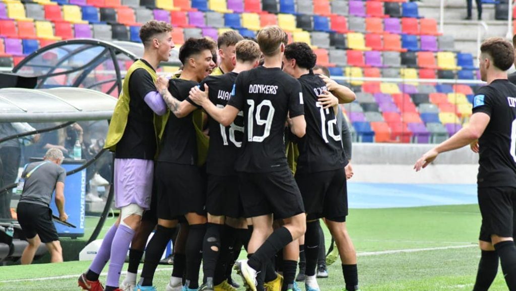 Nueva Zelanda y Uzbekistán empataron en un partidazo en el Estadio Único