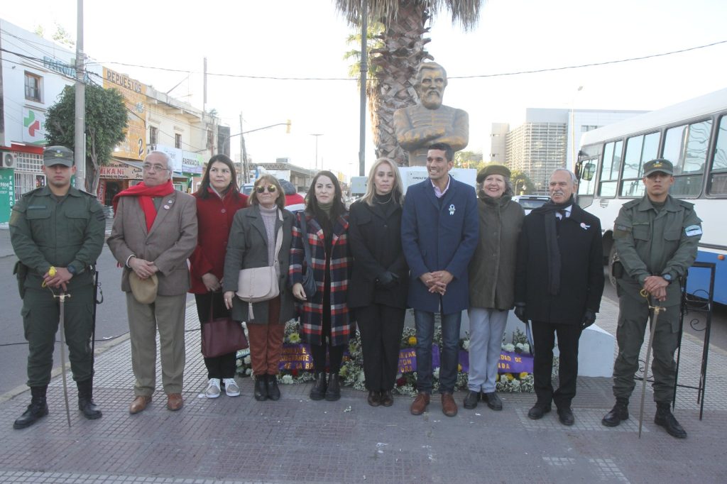 La Municipalidad de La Banda conmemoró el 202°  Aniversario del Paso a la Inmortalidad del Gral. Güemes 