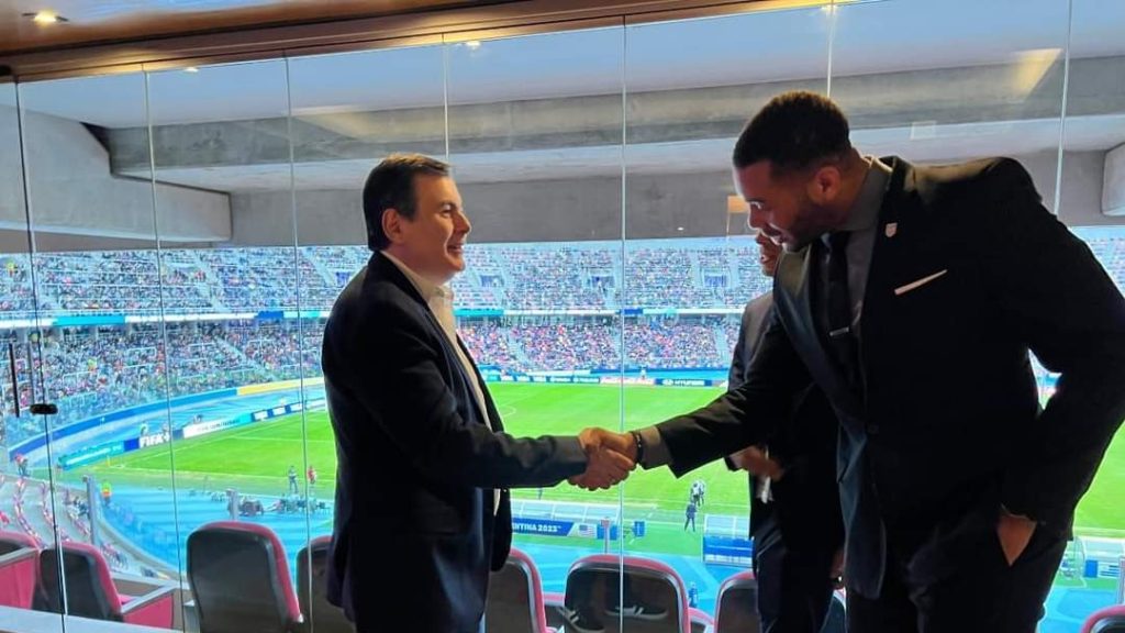 El Gobernador recibió al vicepresidente de la Federación Norteamericana de Fútbol