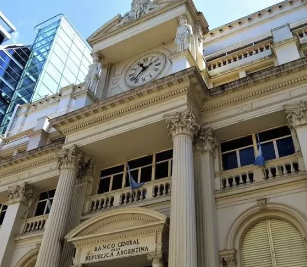 El Banco Central vendió reservas por tercera jornada consecutiva: así esta dólar hoy