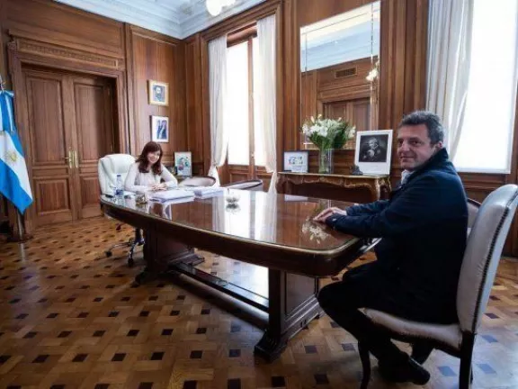 Cristina Kirchner se reunió con Sergio Massa y Wado de Pedro en el Senado para definir candidaturas