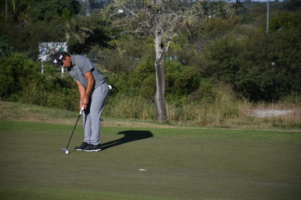 Reñida competencia en la penúltima ronda del XI abierto de Termas de Río Hondo