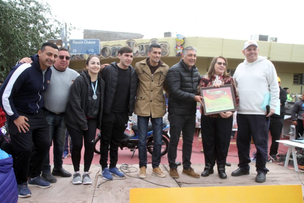 El intendente Nediani acompaño los festejos por los 45º aniversario de un empresa de pastas bandeña