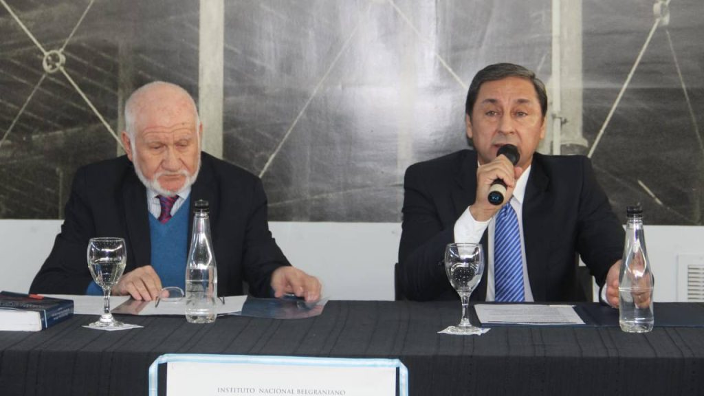 El Vicegobernador participó de un homenaje a Manuel Belgrano en el SUM de la Cámara de Diputados