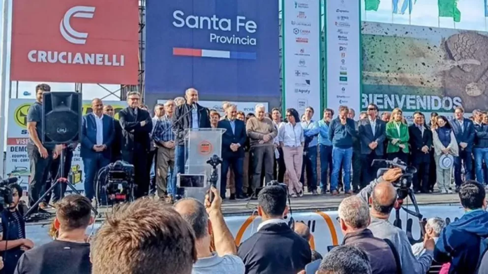 Bernardo Abruzzese representó a Santiago en apertura de Agro Activa