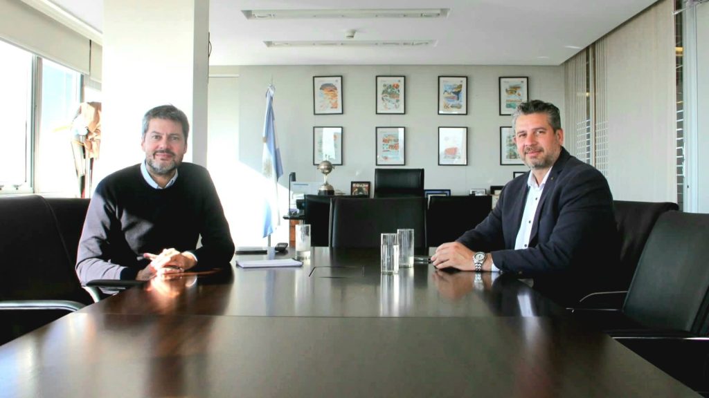 Reunión entre el ministro Lammens y el subsecretario de Turismo, Nelson Bravo