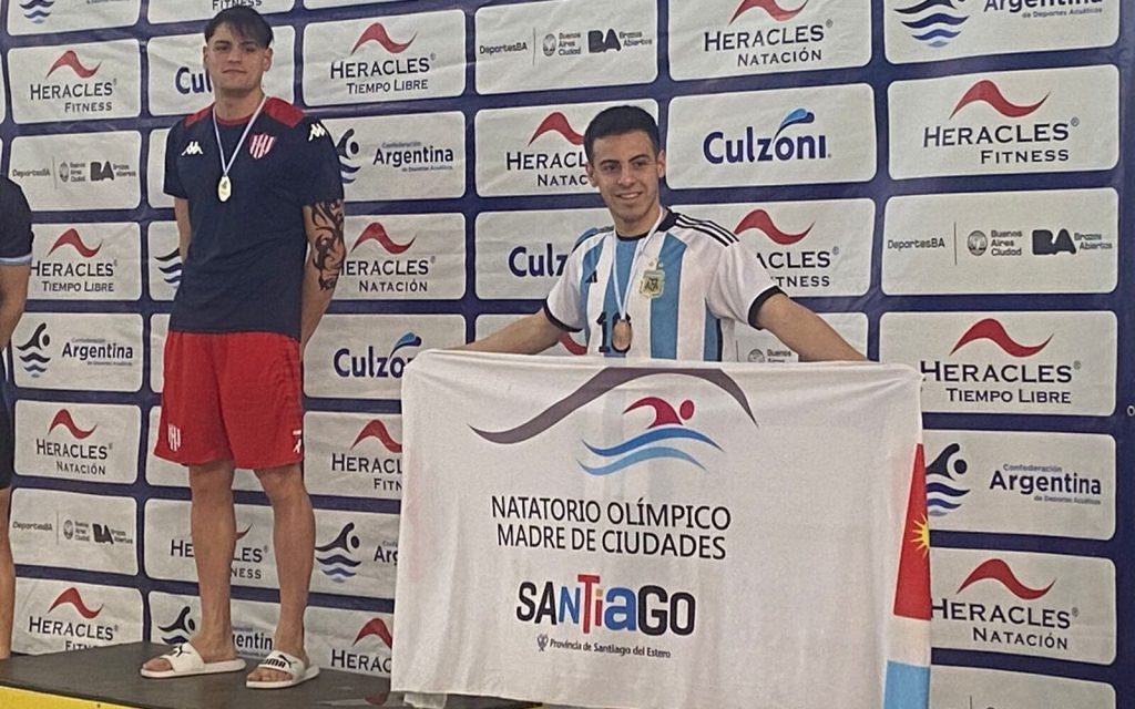 El deportista santiagueño Matías Sosa, batió un nuevo récord regional de natación