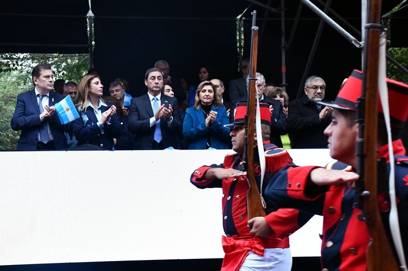 La intendente Fuentes participó de los actos por el Día de la Independencia