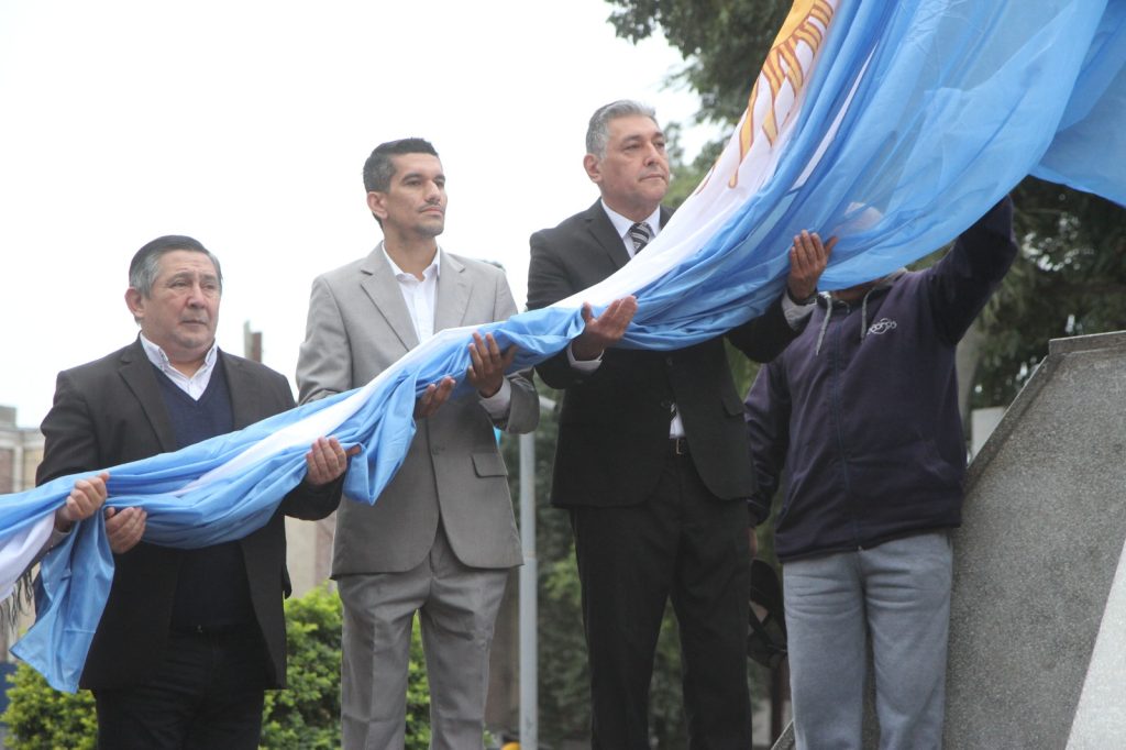 La Banda celebró el Día de la Independencia con un emotivo acto