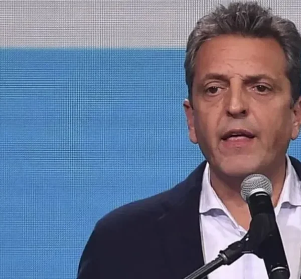 Gran expectativa por la batería de medidas para trabajadores y pymes que anuncia hoy Massa