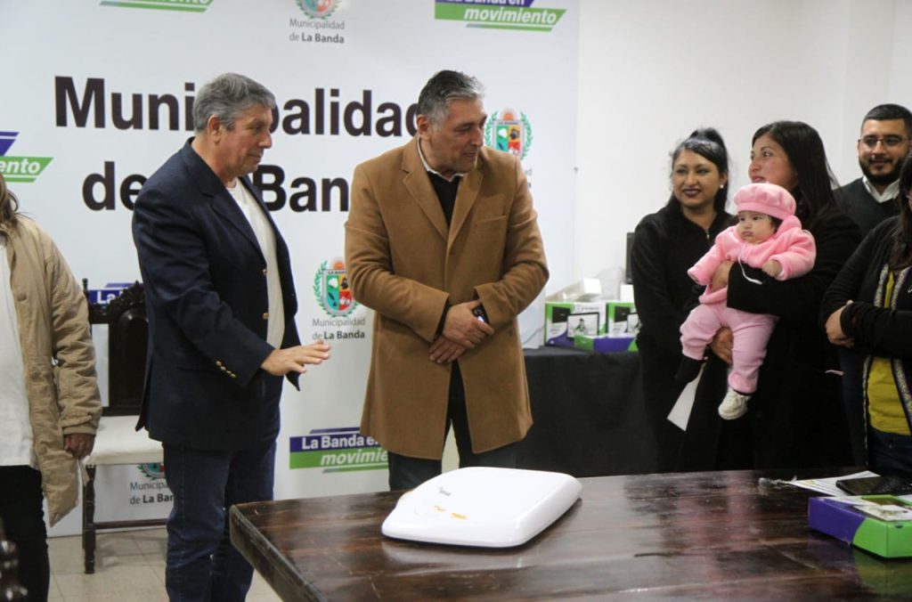 Nediani entregó herramientas de trabajo al personal del área de Salud Municipal 