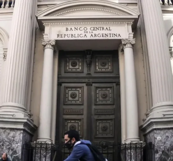 El Banco Central compró US$67 millones y suma seis jornadas con saldo positivo