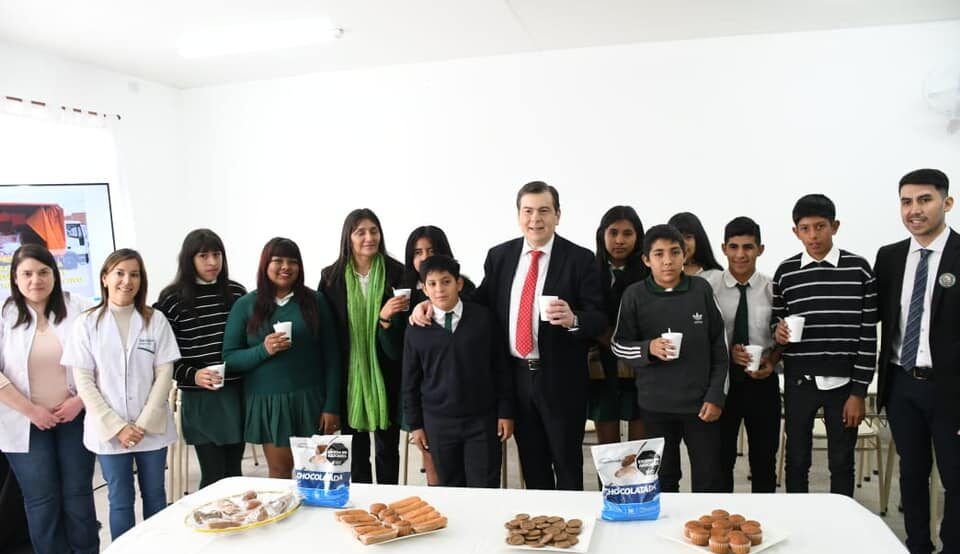 Lanzan oficialmente el Programa Nutricional para alumnos santiagueños