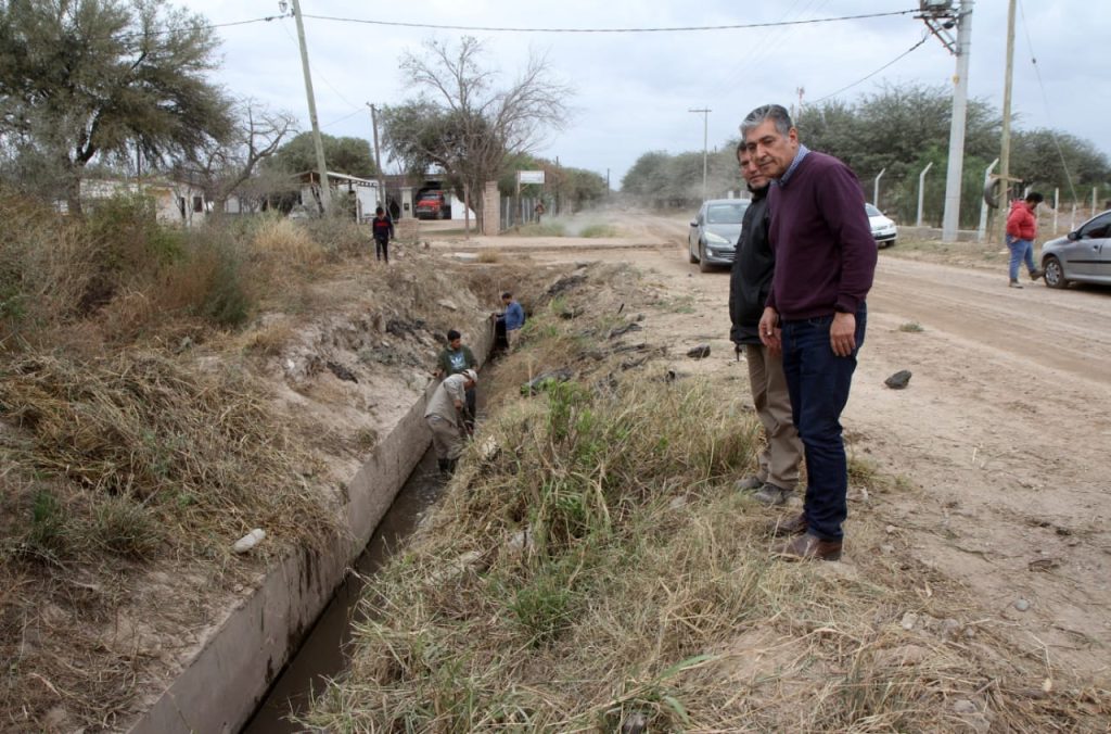 El intendente Roger Nediani visitó avances de obras que se realizan en la Ciudad de La Banda