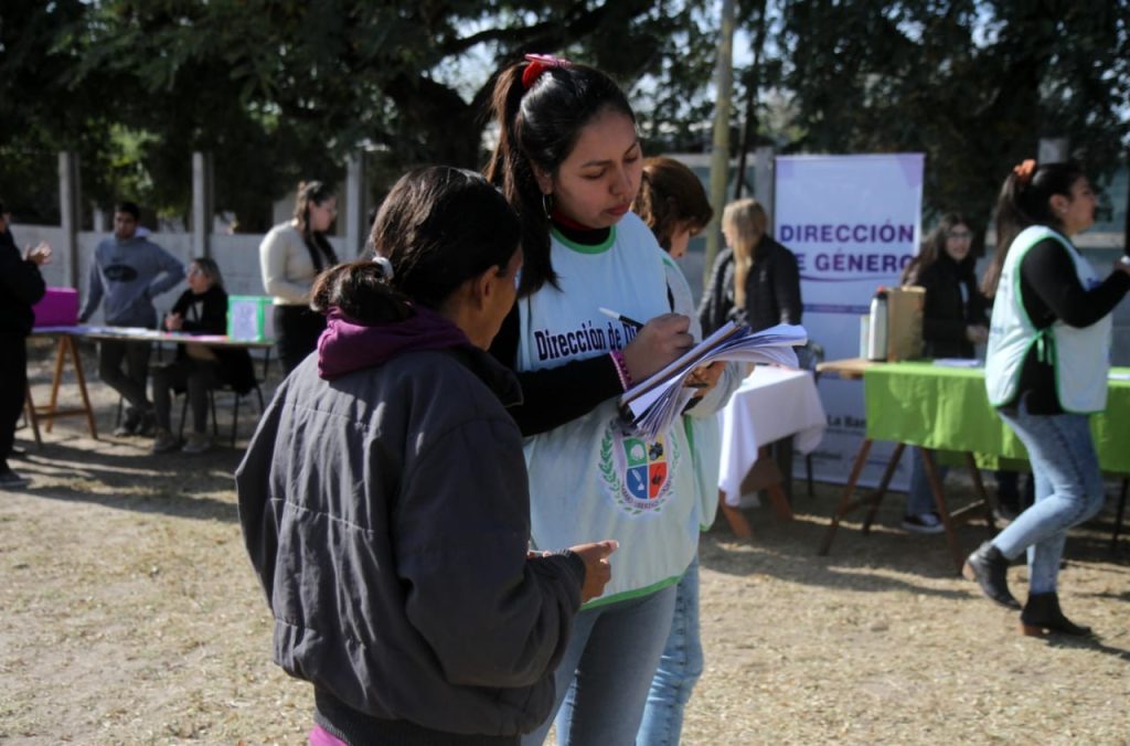 El municipio invita a los vecinos del B° La Isla a participar del proyecto “Tu barrio, tus derechos”