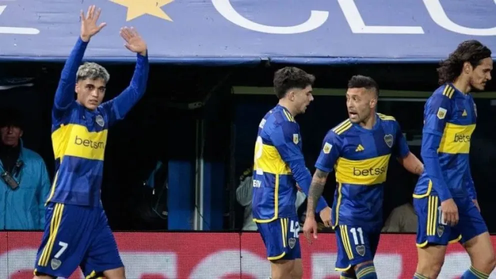 Boca le ganó 3 a 1 a Platense, gracias a Zeballos, Cavani y Medina