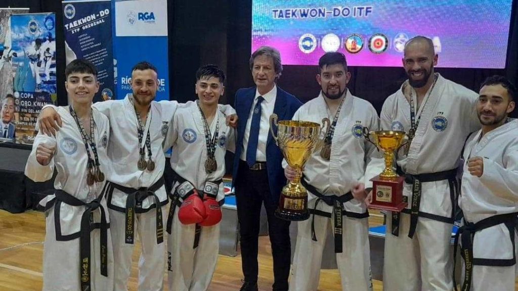 Taekwondistas santiagueños resultaron subcampeones en Tierra del Fuego