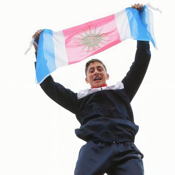 Continuamos promoviendo el apoyo a los deportistas santiagueños