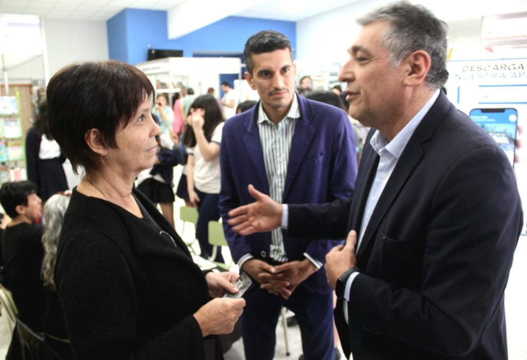 Marcó Del Pont brindó una charla sobre economía en la Feria del Libro de La Banda