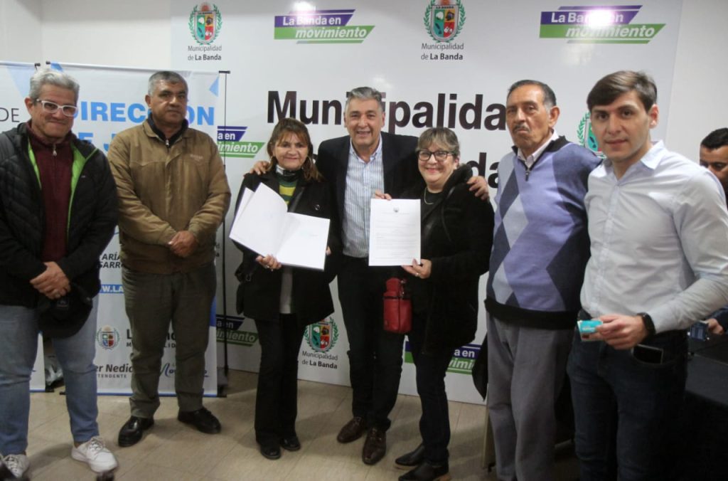 Nediani recibió a vecinos para la creación y renovación de juntas Vecinales