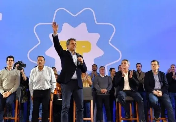 Massa relanzará su candidatura este sábado en Tucumán, con un acto masivo