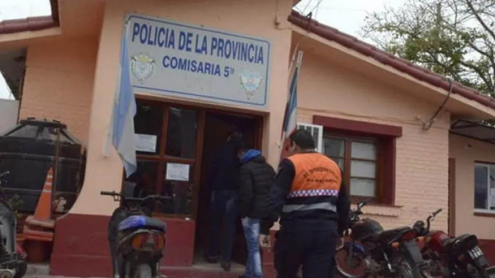 Vecinos lincharon a un sujeto que cometió un robo