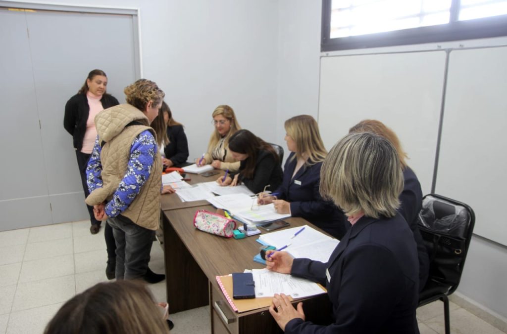 El municipio bandeño convoca a docentes para Opción de Cargos de Nivel Primario 