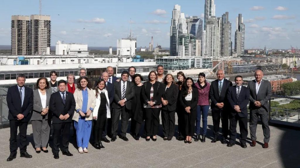 El Ministerio de Salud participó de la reunión del COFESA en CABA