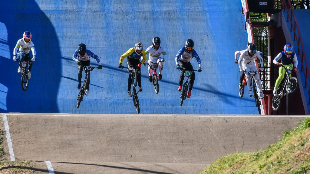 Apasionante final de la Copa del Mundo de BMX en Santiago