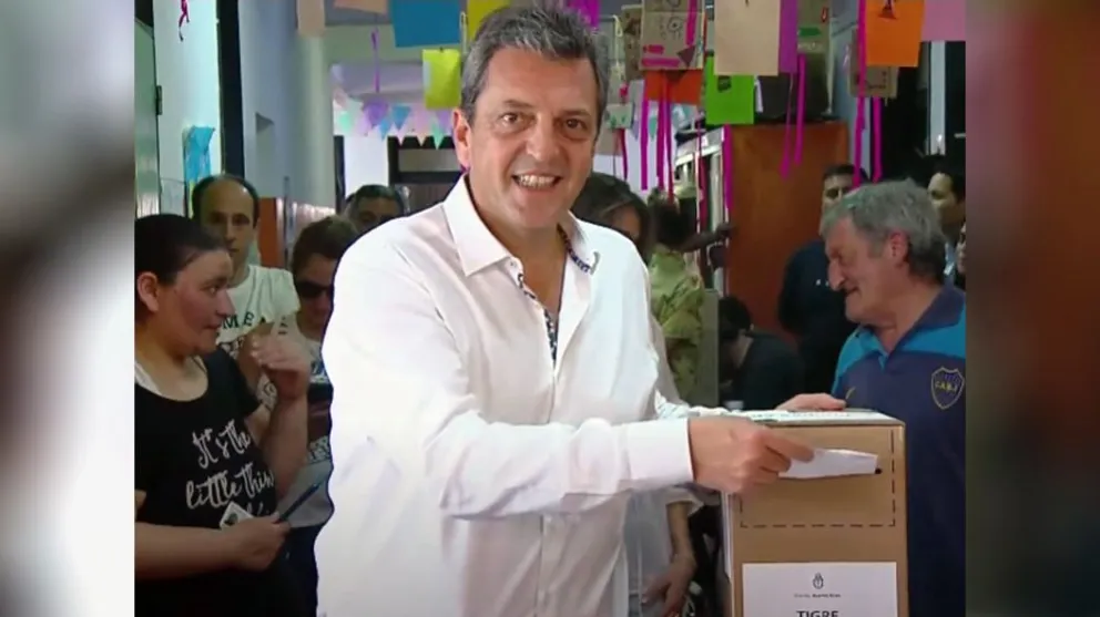 Sergio Massa, tras votar: «Cuando termine la jornada, todos debemos salir unidos, abrazados y con esperanza»