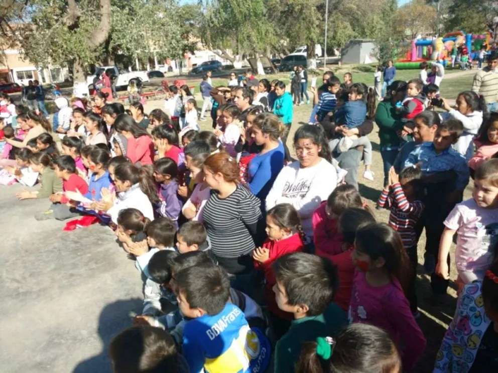 La Municipalidad de Loreto honrará a las madres con música, juegos y sorteos