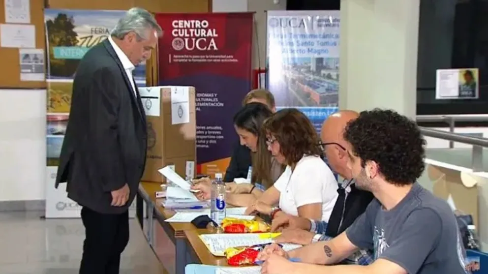 Votó Alberto Fernández: «Estoy involucrado y seguí muy de cerca la campaña»