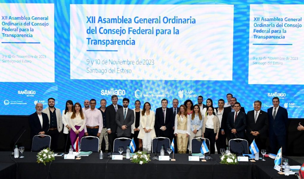 El gobernador participó de la apertura de la XII Asamblea General Ordinaria del Consejo Federal para la transparencia