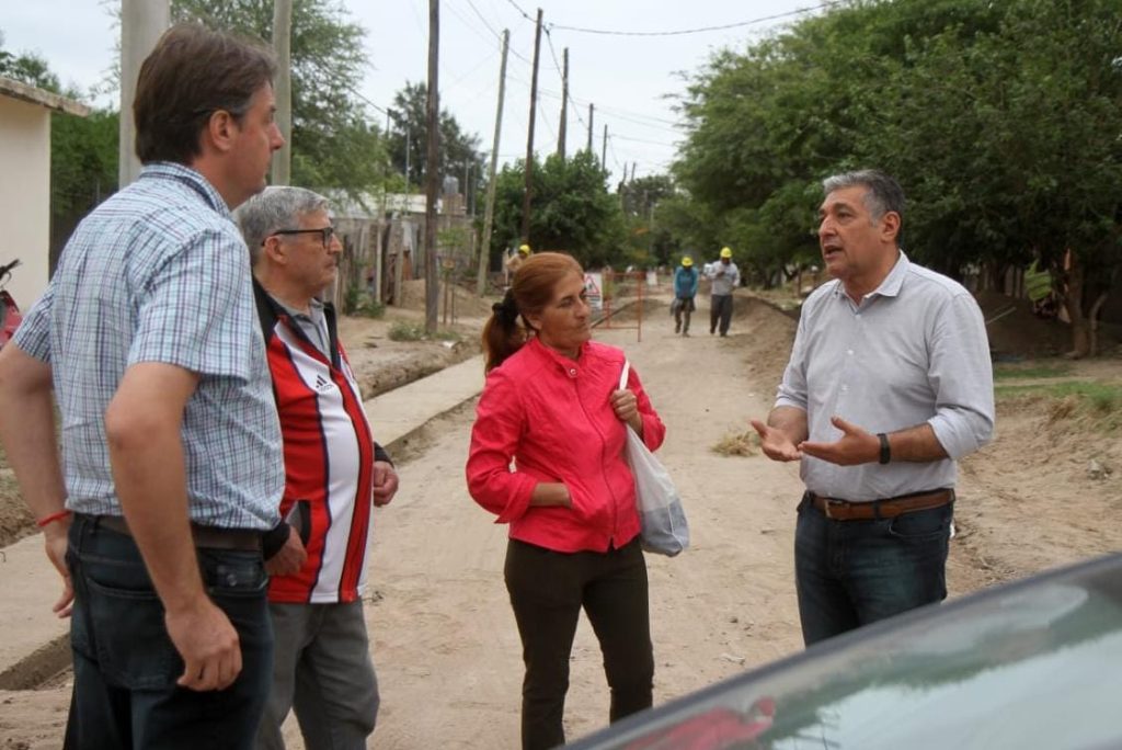 Nediani visitó el inicio de obras del B° Textil y dialogó con vecinos