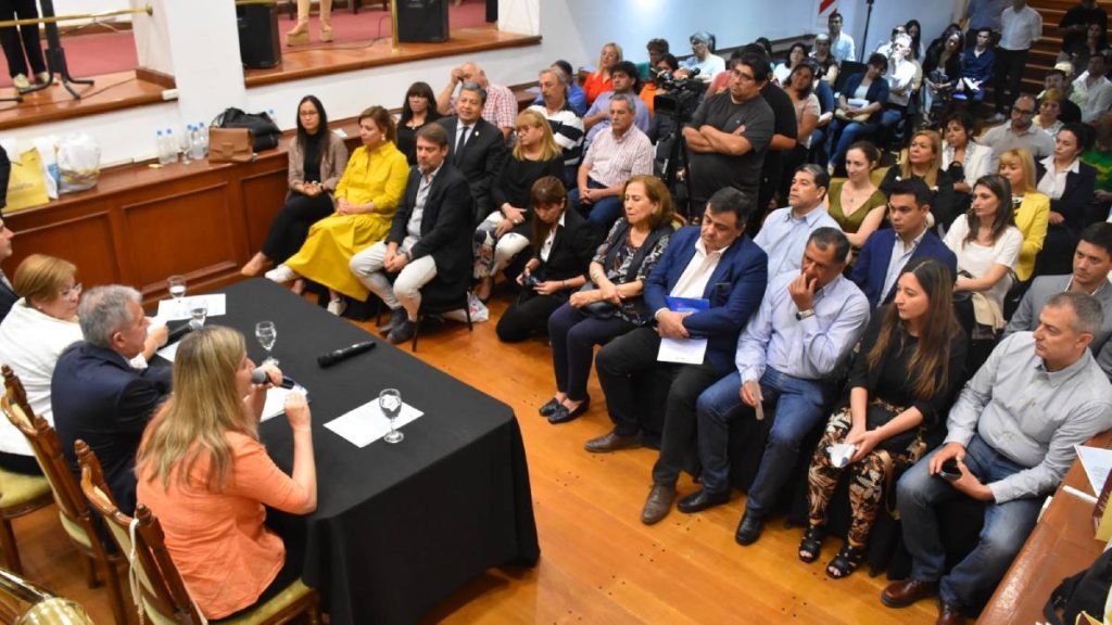 Se crearon comisiones tripartitas para la igualdad en Alimentación y Construcción